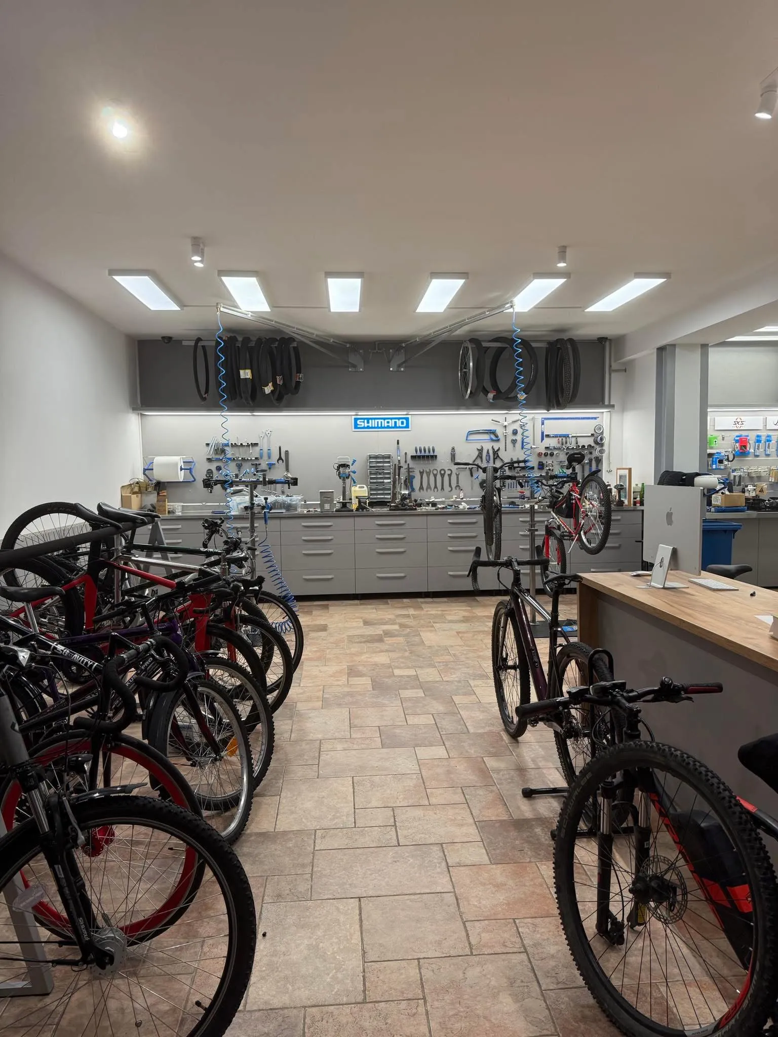 Serwis rowerowy w centrum Pruszkowa k.Warszawy